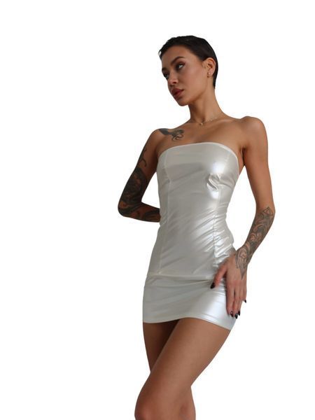 Мини-платье D&A, XS-S, white, nylon-lycra открытые плечи с молнией на всю длину SX1240