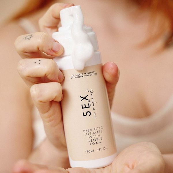 Пена для интимной гигиены Bijoux Indiscrets Sex Au Naturel Prebiotic Intimate Wash Gentle Foam 150мл SX3249