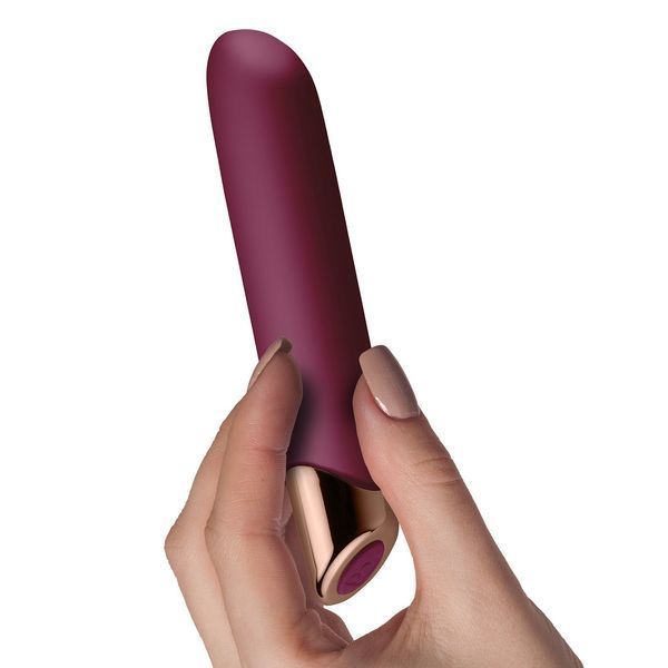 Мощный вибратор Rocks Off Chaiamo Burgundy, soft-touch силикон, до 3-х часов работы, водостойкий SO2400