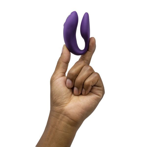 Смарт-вібратор для пар We-Vibe Chorus Purple, сенсорне керування вібраціями стисненням пульта SO6923