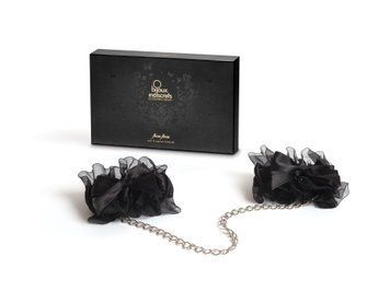 Наручники Bijoux Indiscrets - Frou Frou Organza handcuffs, атлас і органза, подарункове паковання SO2329