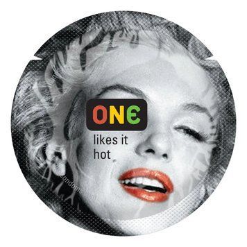 Презерватив ONE Color Sensations ONE likes it hot, 1 шт, червоний, гладенький, зі змазкою SX0770