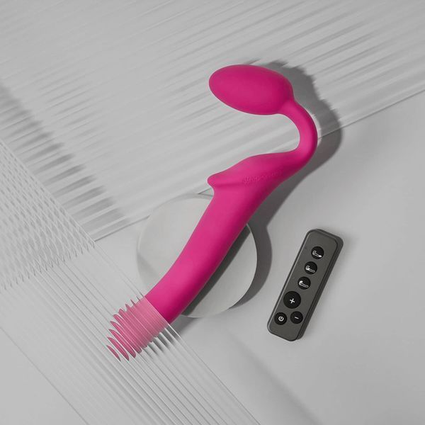 Безремінний страпон з вібрацією Strap-On-Me Vibrating Fuchsia L, діаметр 3,7см, пульт ДК, регульований SX2572