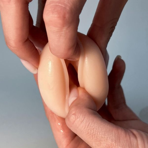 Мини-мастурбатор вагина Alive Vaginal Mini Masturbator (Flesh) SO6327
