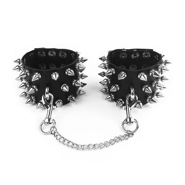 Наручники с шипами Art of Sex - Rose Spiked Leather Handcuffs, натуральная кожа SO7654