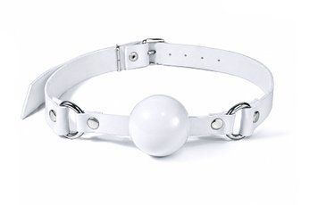 Кляп силиконовый Feral Feelings Silicon Ball Gag White/White, белый ремень, белый шарик SX3975